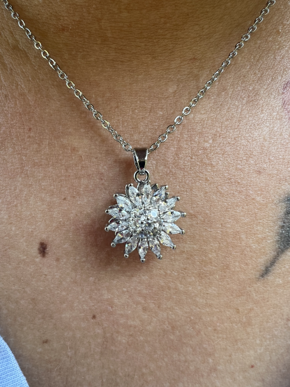 Collier anti-stress avec pendentif rotatif – Image 2